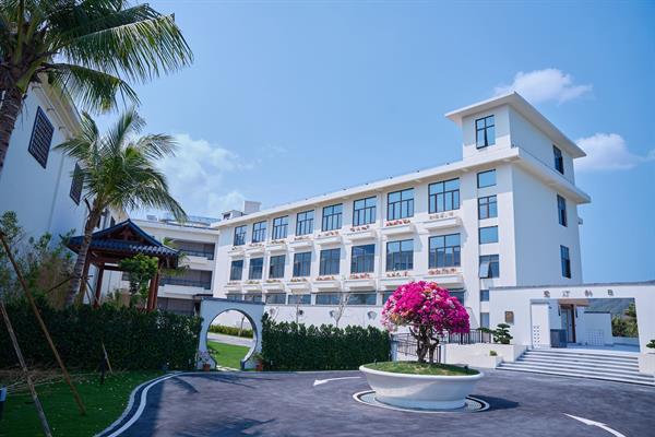 Blossom Land Mangroves Yalong Bay 5*