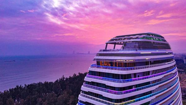 Hainan Sangem Moon Hotel 5*