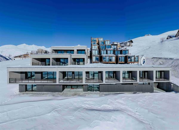 Quadrum Ski $ Yoga Resort 4*
