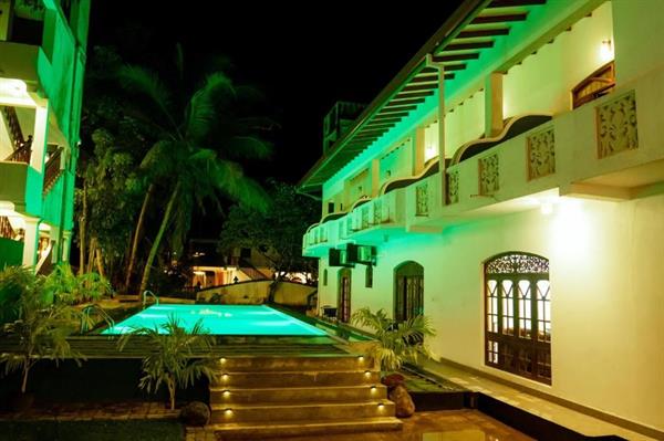 Prince Beach Hotel 3*