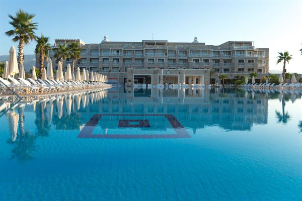 Andriake Beach Hotel 5*
