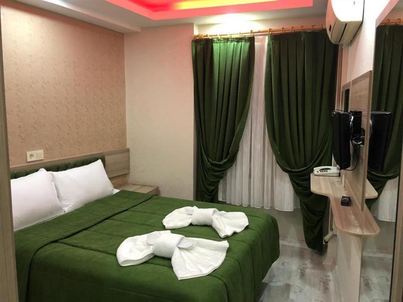 Kaya Madrid Hotel